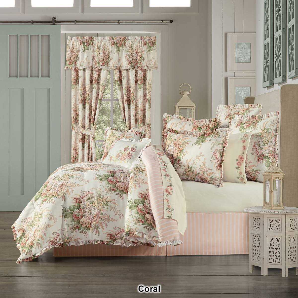 Royal Court Estelle Comforter Set - Image 4