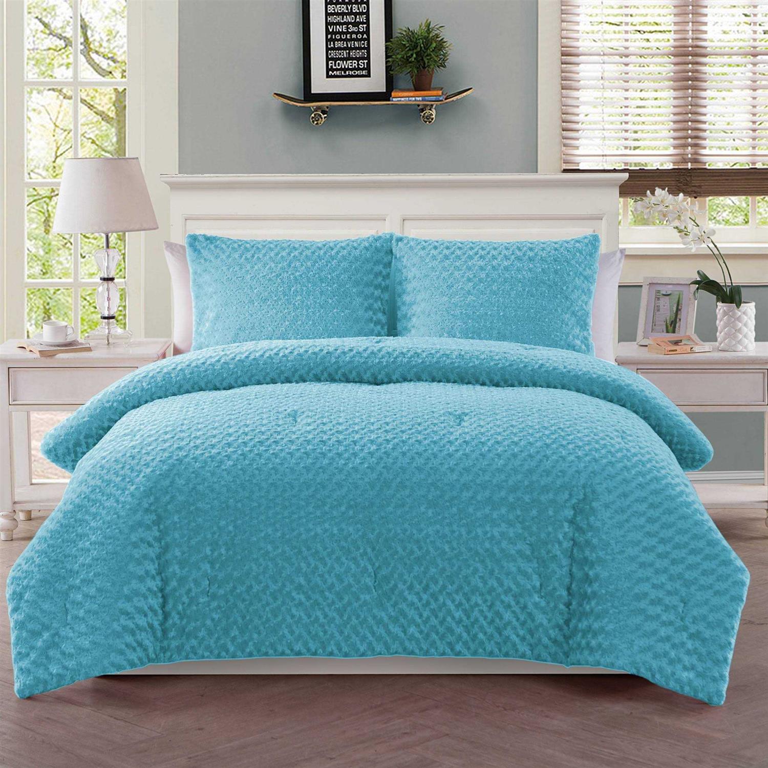 VCNY Rose Fur Comforter Set - Image 4