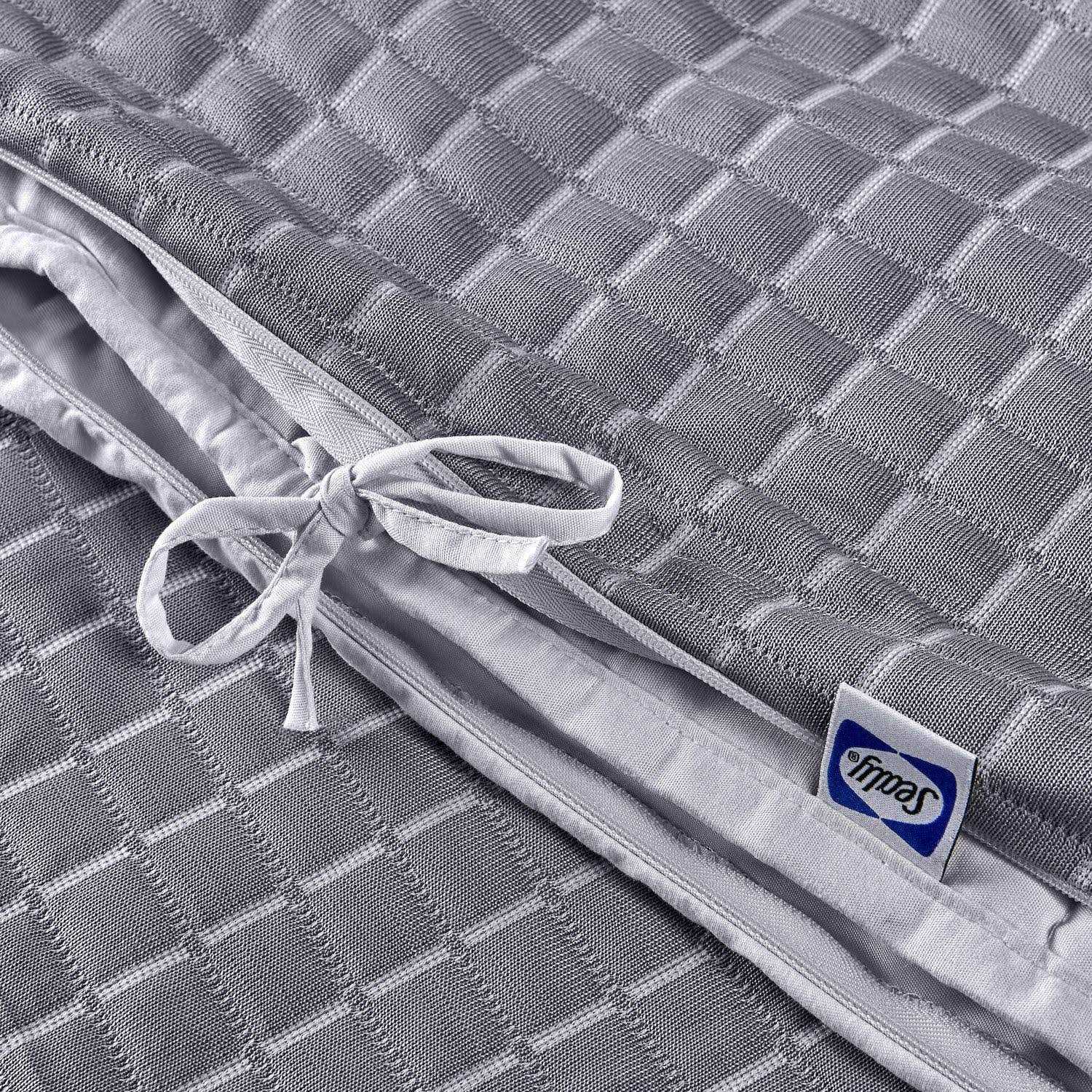 Sealy Weighted Blanket with Removable Cool and Clean COVER - Image 5