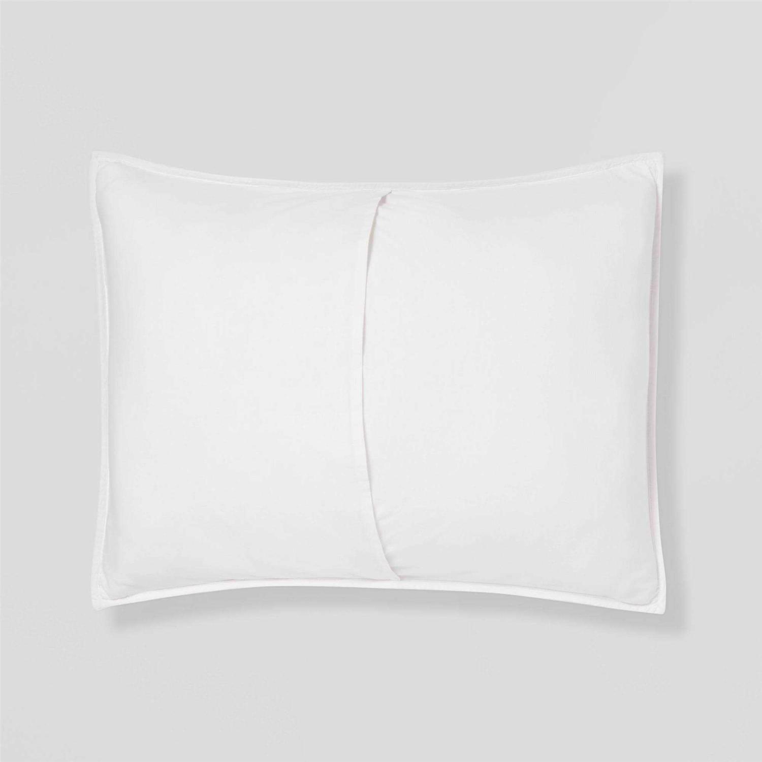 Threshold Diamond Stitch Velvet Quilt - Image 3