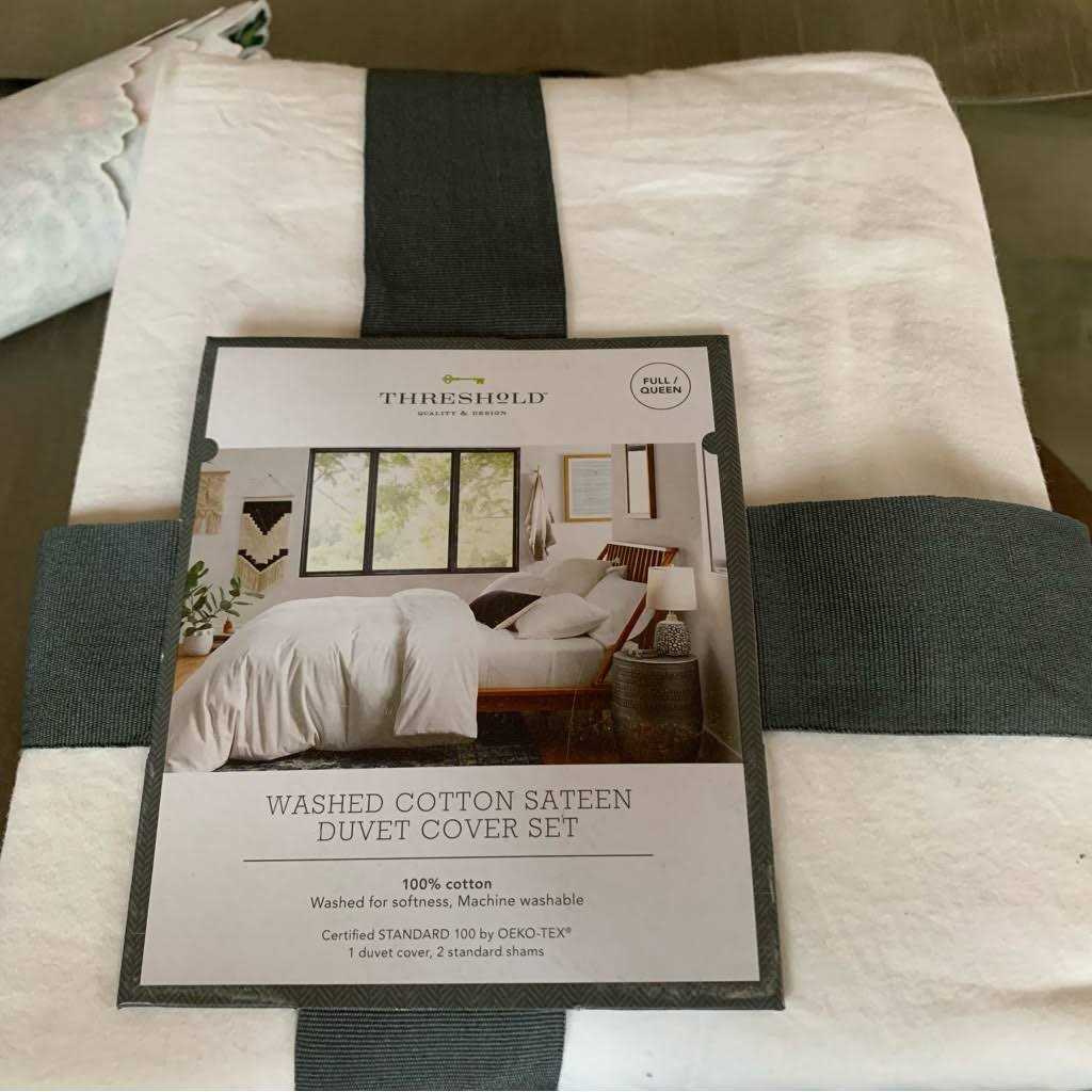 Threshold 3pc Washed Cotton Sateen Duvet & Sham Set - Image 2