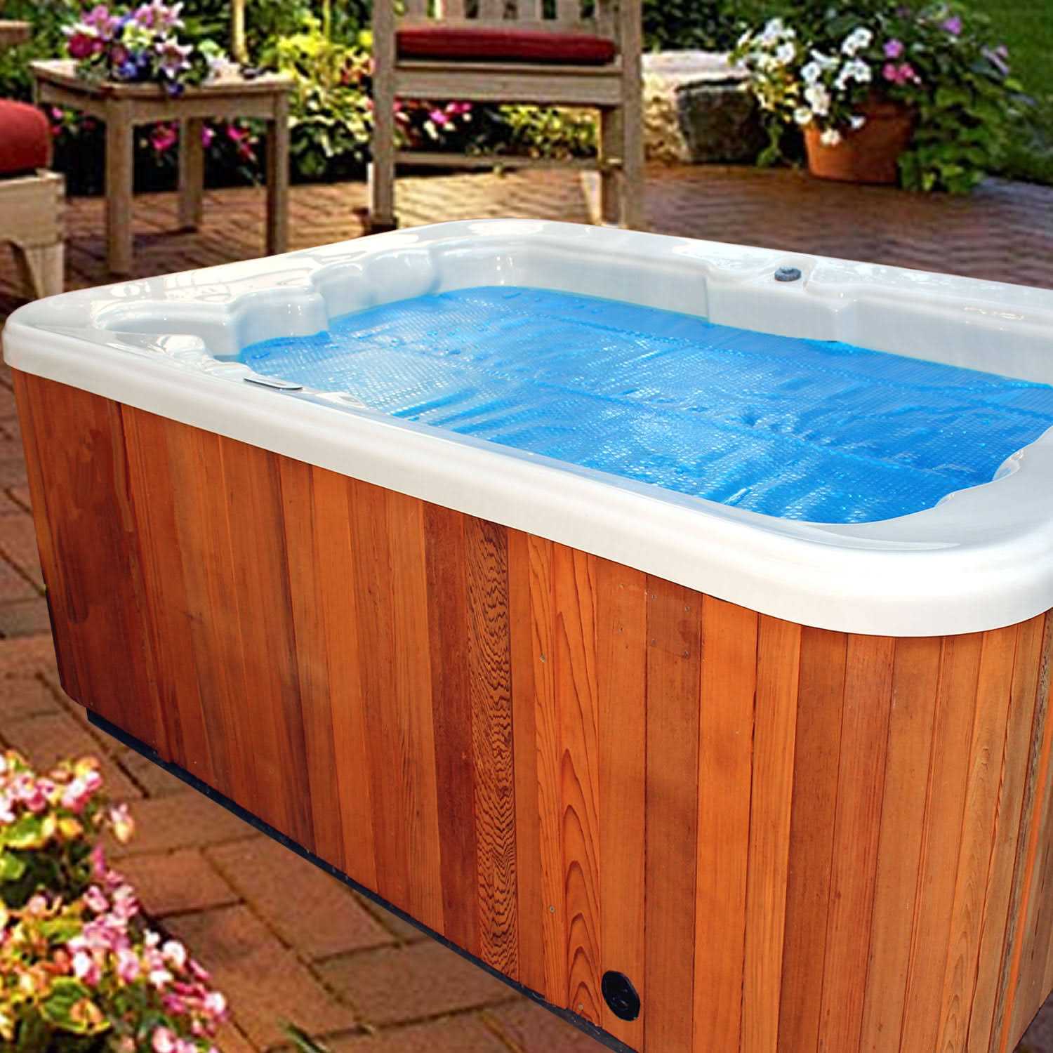 Spa Depot Thermo-Float 16-mil Hot Tub Bubble Cover Floating Spa Blanket - Image 2