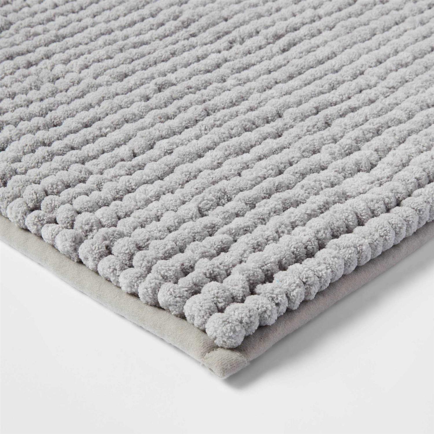 Room Essentials 17×24 Chunky Chenille Memory Foam Bath Rug - Image 2