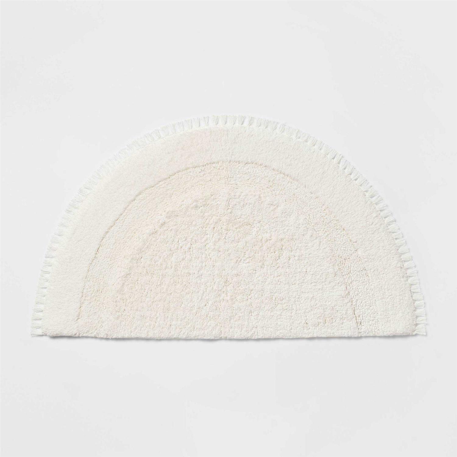 Threshold 18×32 Plush Half Moon Bath Rug Cream