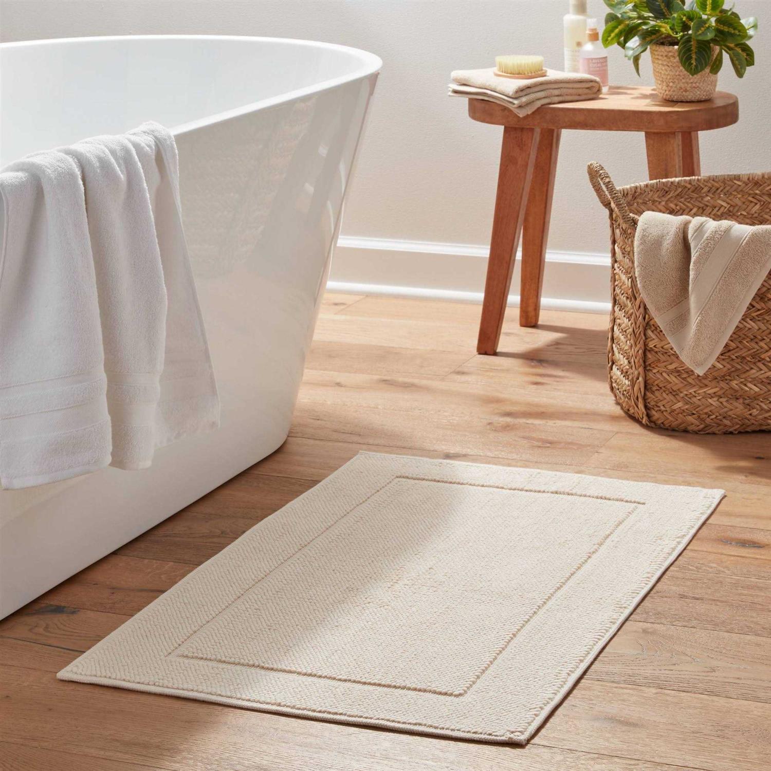 Threshold 21×34 Spa Plush Bath Mat - Image 2