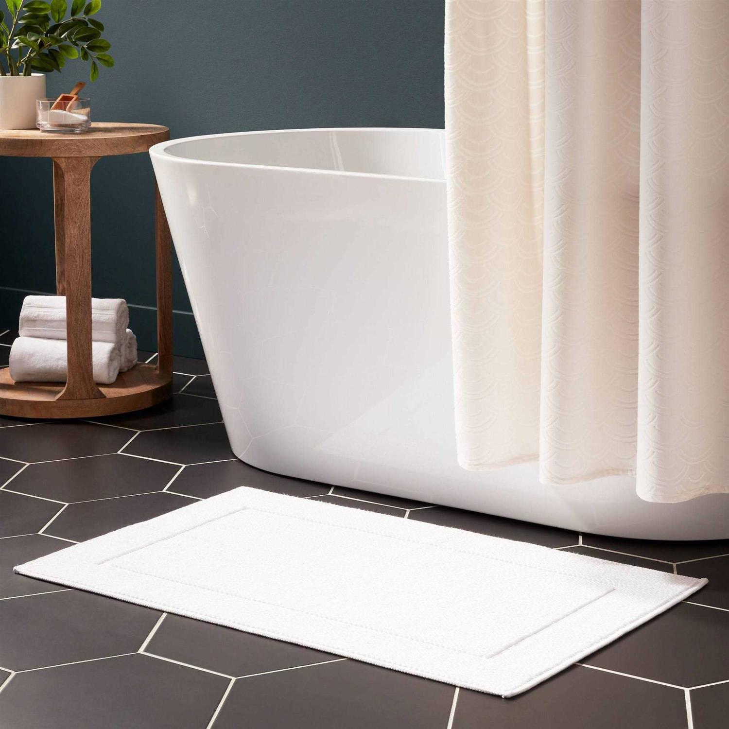 Threshold 21×34 Spa Plush Bath Mat - Image 4