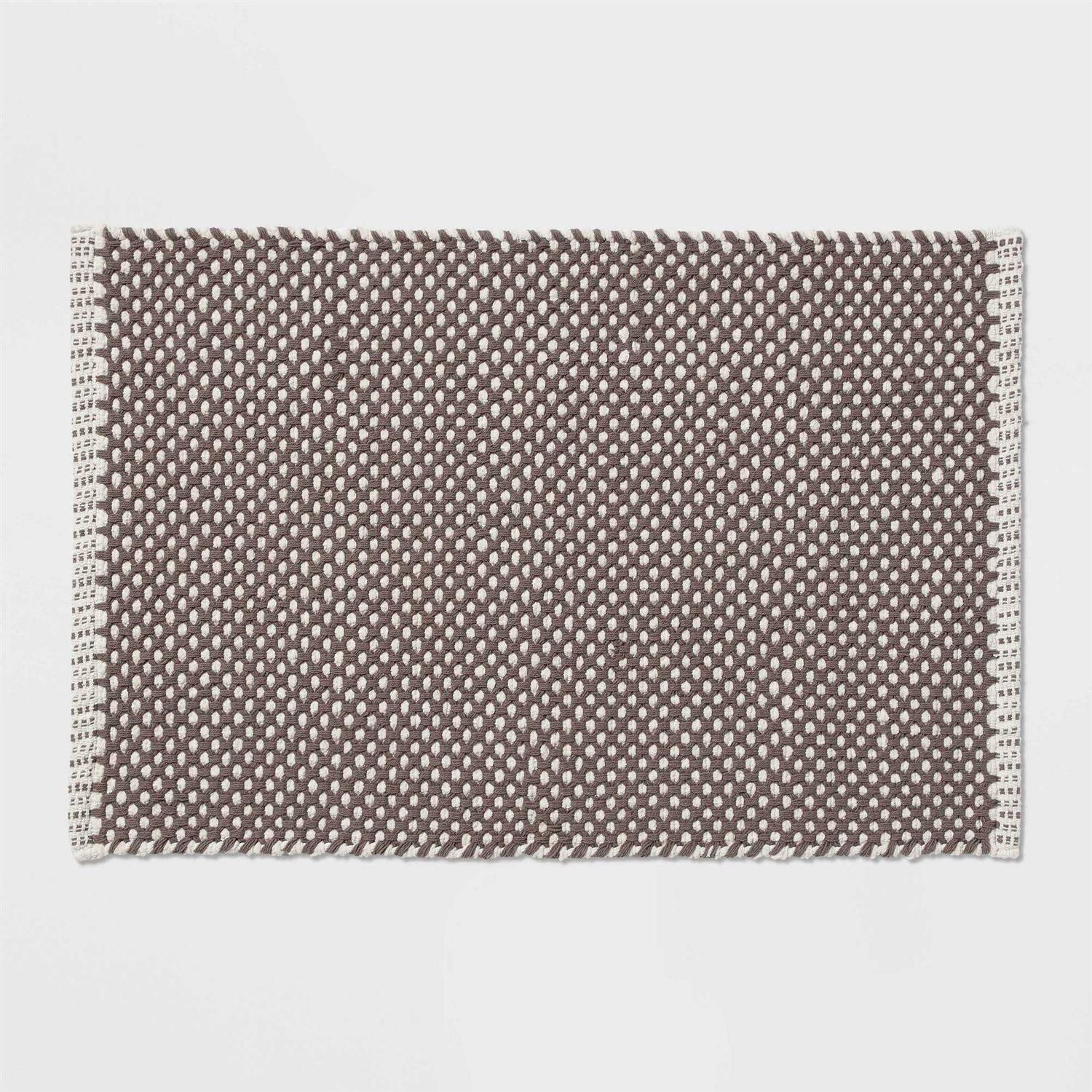 Threshold 20×32 Reversible Dot Bath Rug