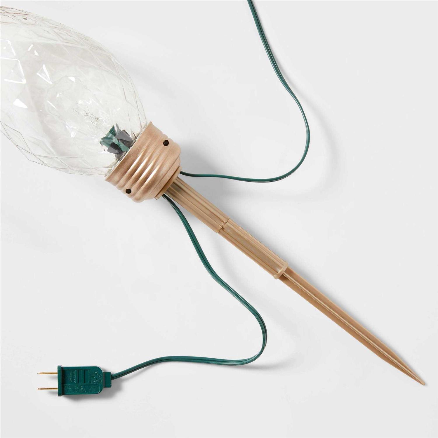 Wondershop 4pc Faceted C9 Big Bulb Christmas Pathway Light - Image 4