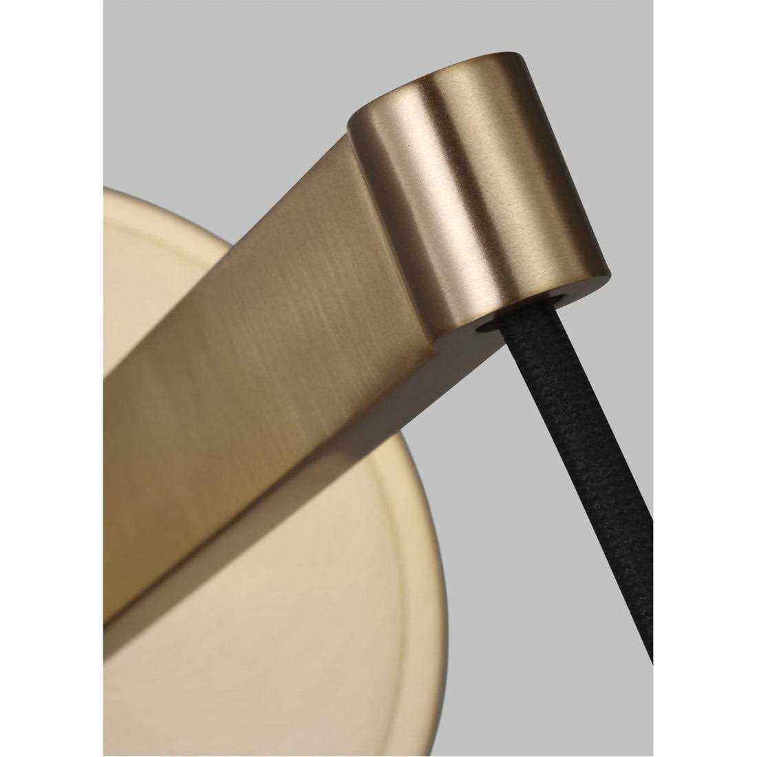 Visual Comfort Studio Norman 1 Light Wall Sconce - Image 3