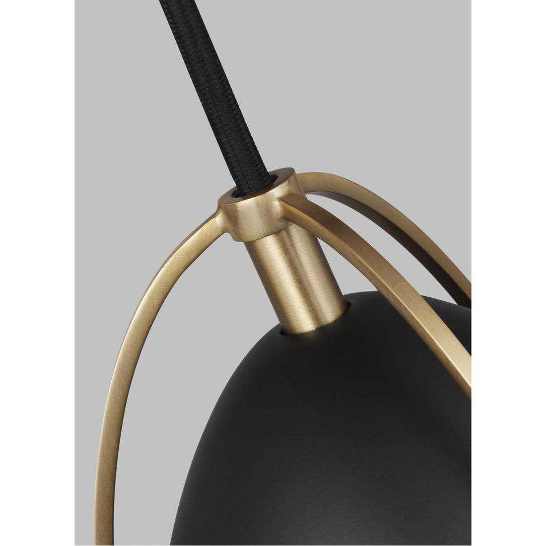 Visual Comfort Studio Norman 1 Light Wall Sconce - Image 4