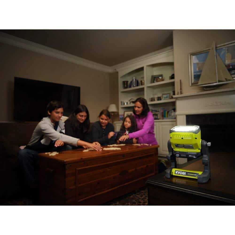RYOBI ONE+ 18V Cordless Hybrid LED Flood Light - Image 3