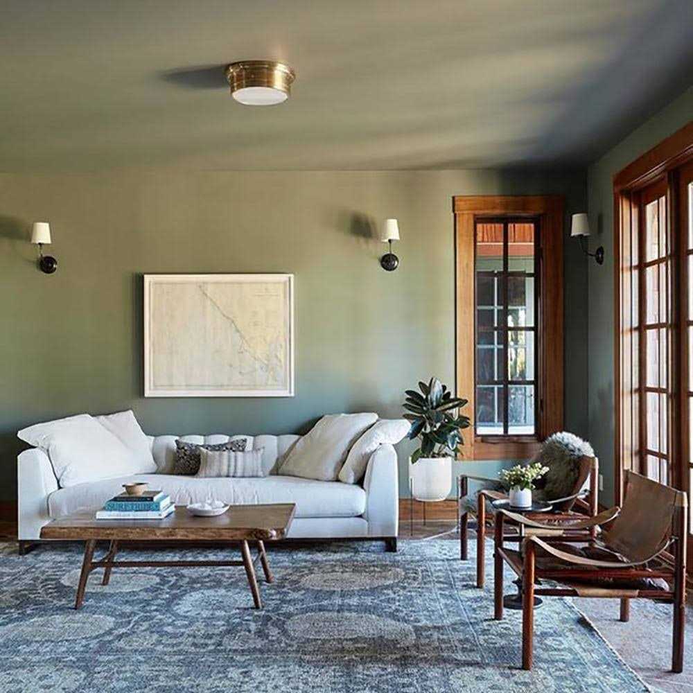 Visual Comfort Signature Siena Flush Mount - Image 4