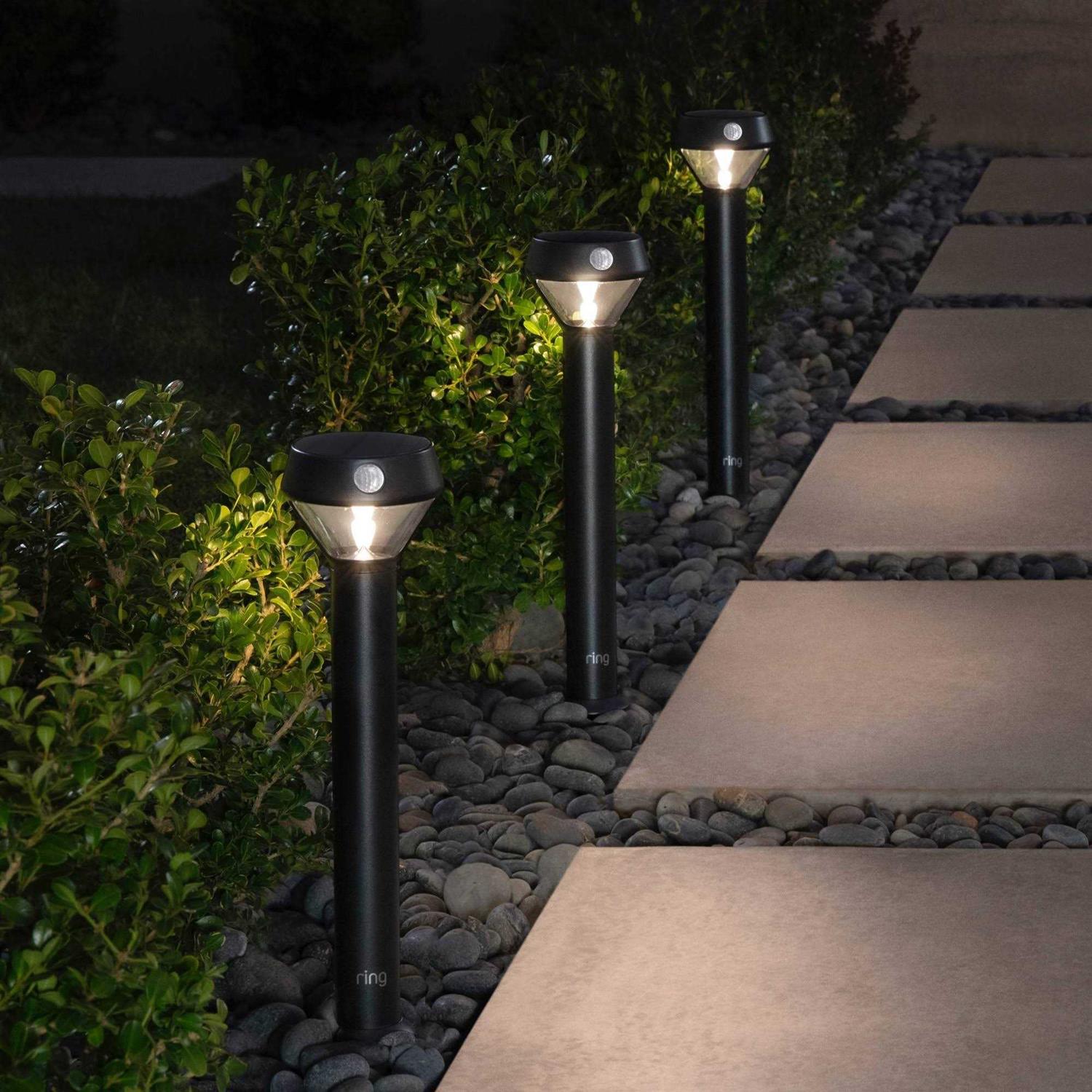 Ring Smart Lighting Solar Pathlight - Image 3