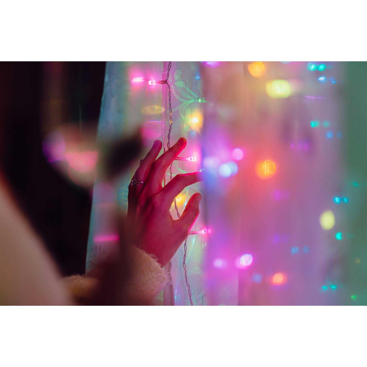 Twinkly Smart Light Curtain 210 RGB + LED Generation II - Image 4