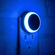 SerieCozy Plug in Night Light Sensor Light