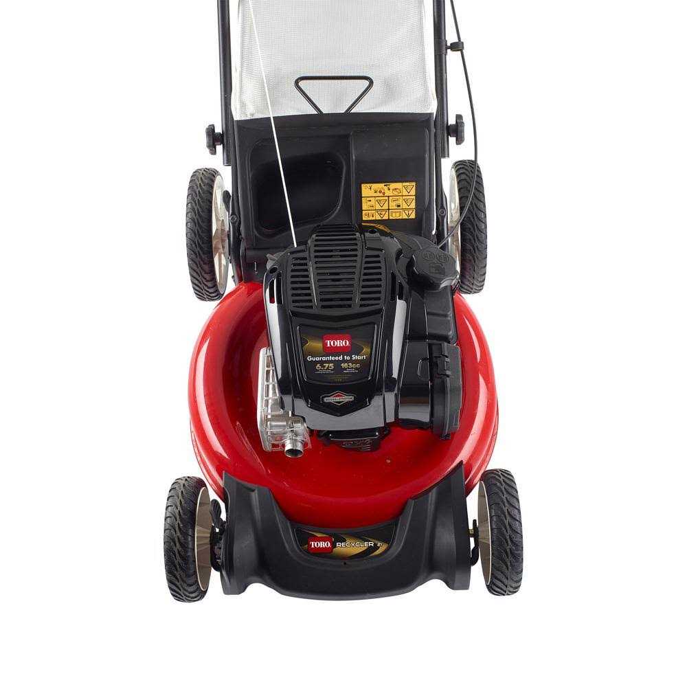 Toro 21 in. Recycler High Wheel Push Gas Lawn Mower - Image 4