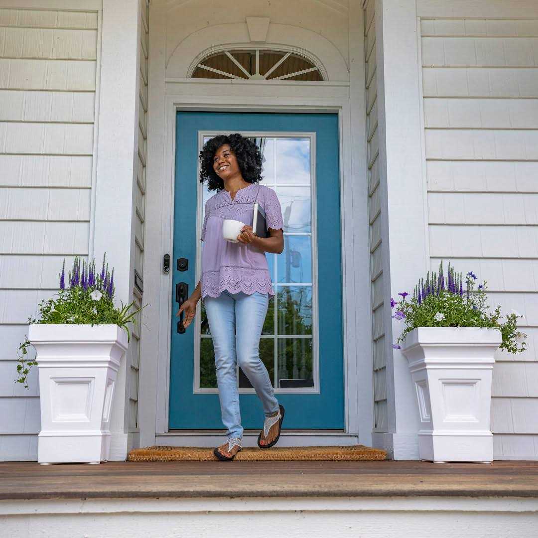 Step2 Atherton Self Watering Planter Box Classic - Image 5