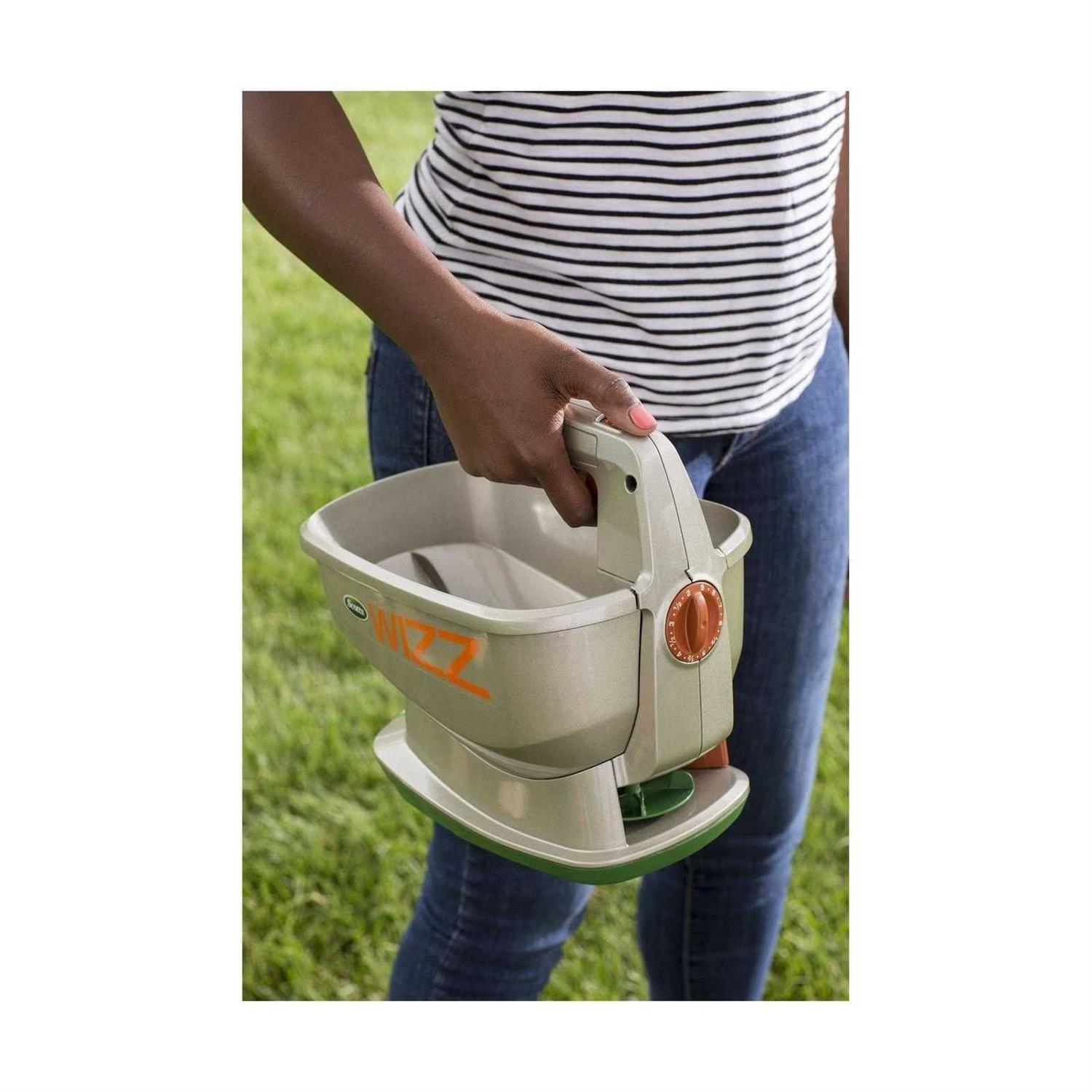 Scotts Wizz Spreader - Image 4