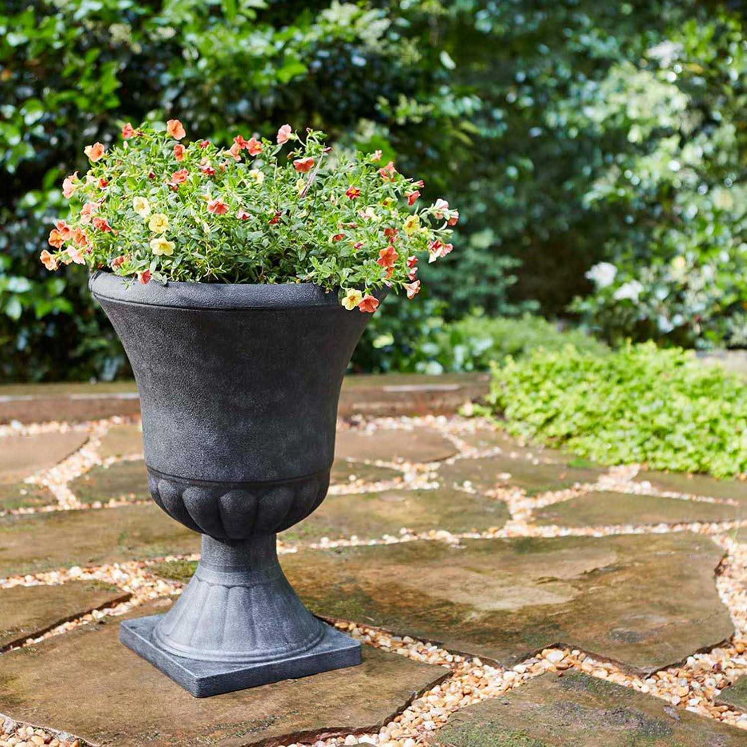 Southern Patio Winston Urn Planter - Image 4