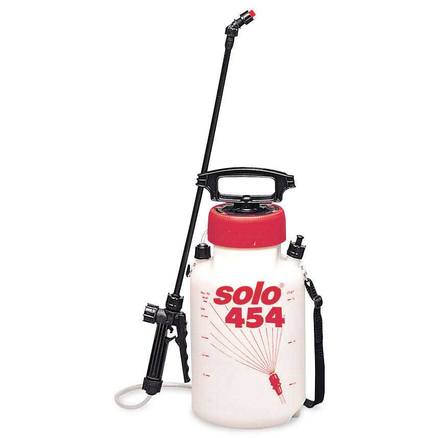 Solo 456 2-Gallon Handheld Sprayer - Image 2