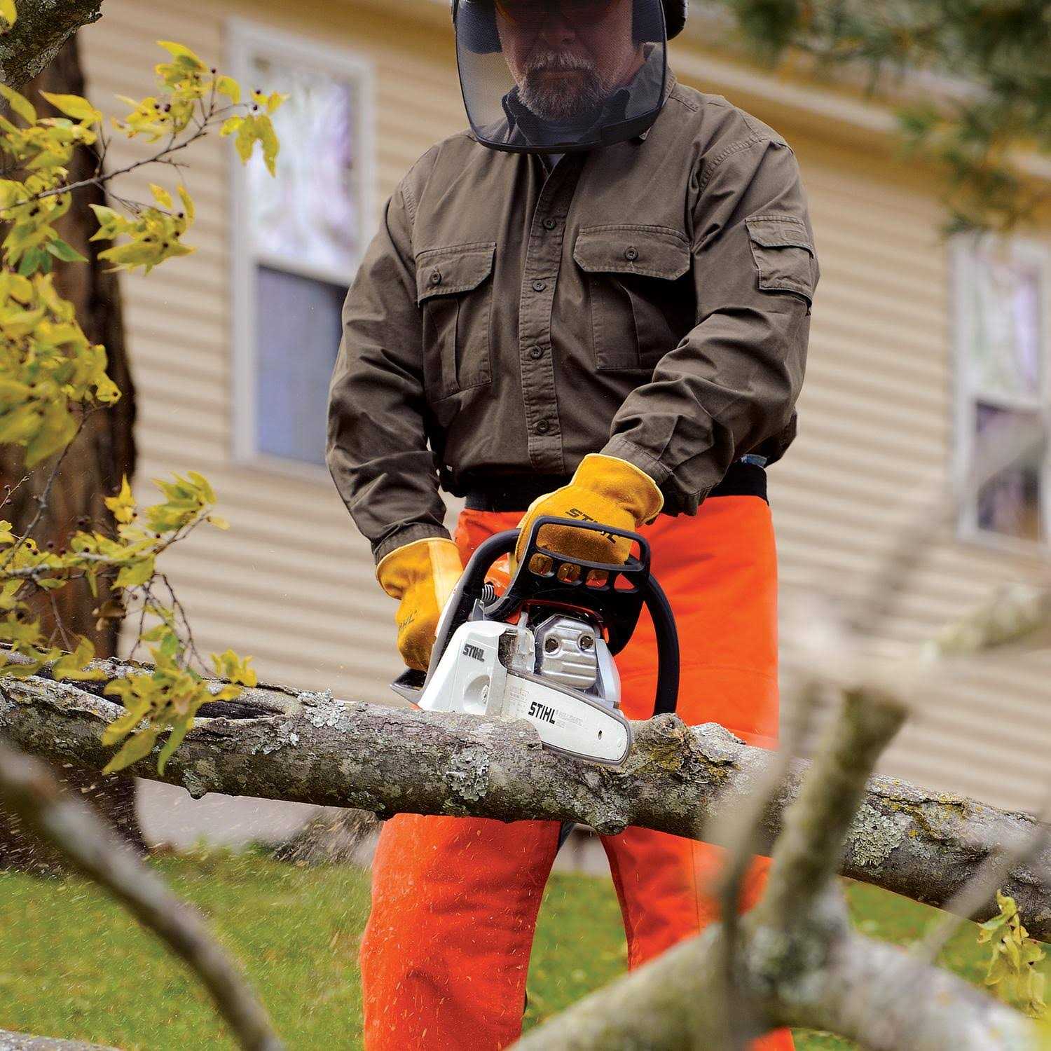 STIHL MS 171 Gas Chainsaw - Image 4