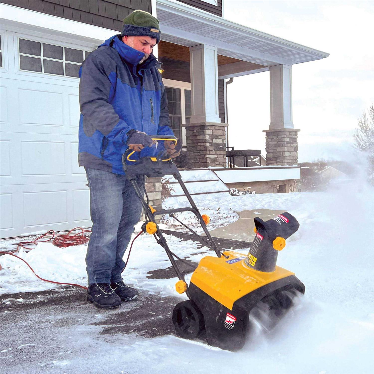 Tornado Tools Throw Snow Up To 29′ Without Gas - Image 4