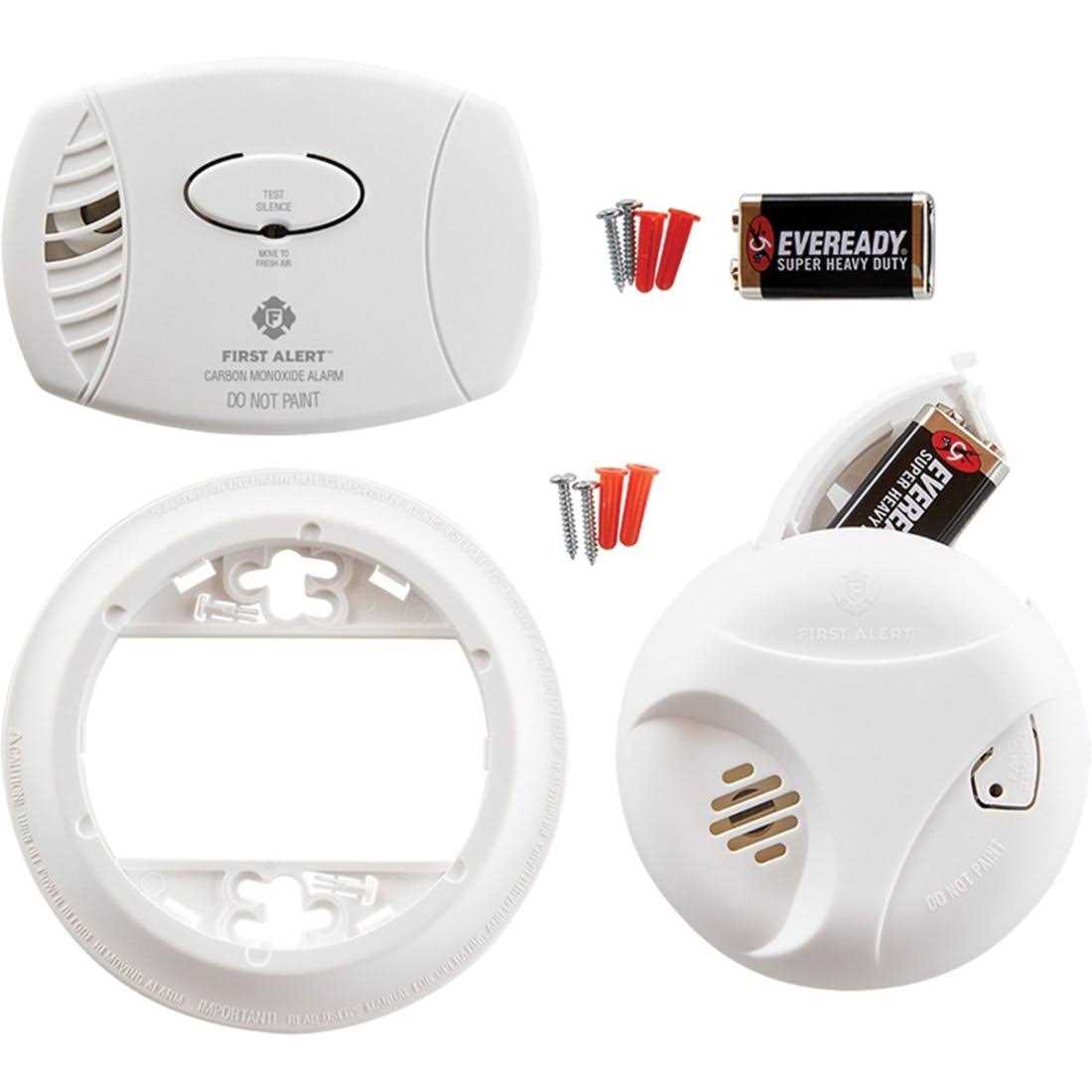 First Alert Smoke Carbon Monoxide Detector Combo Pack