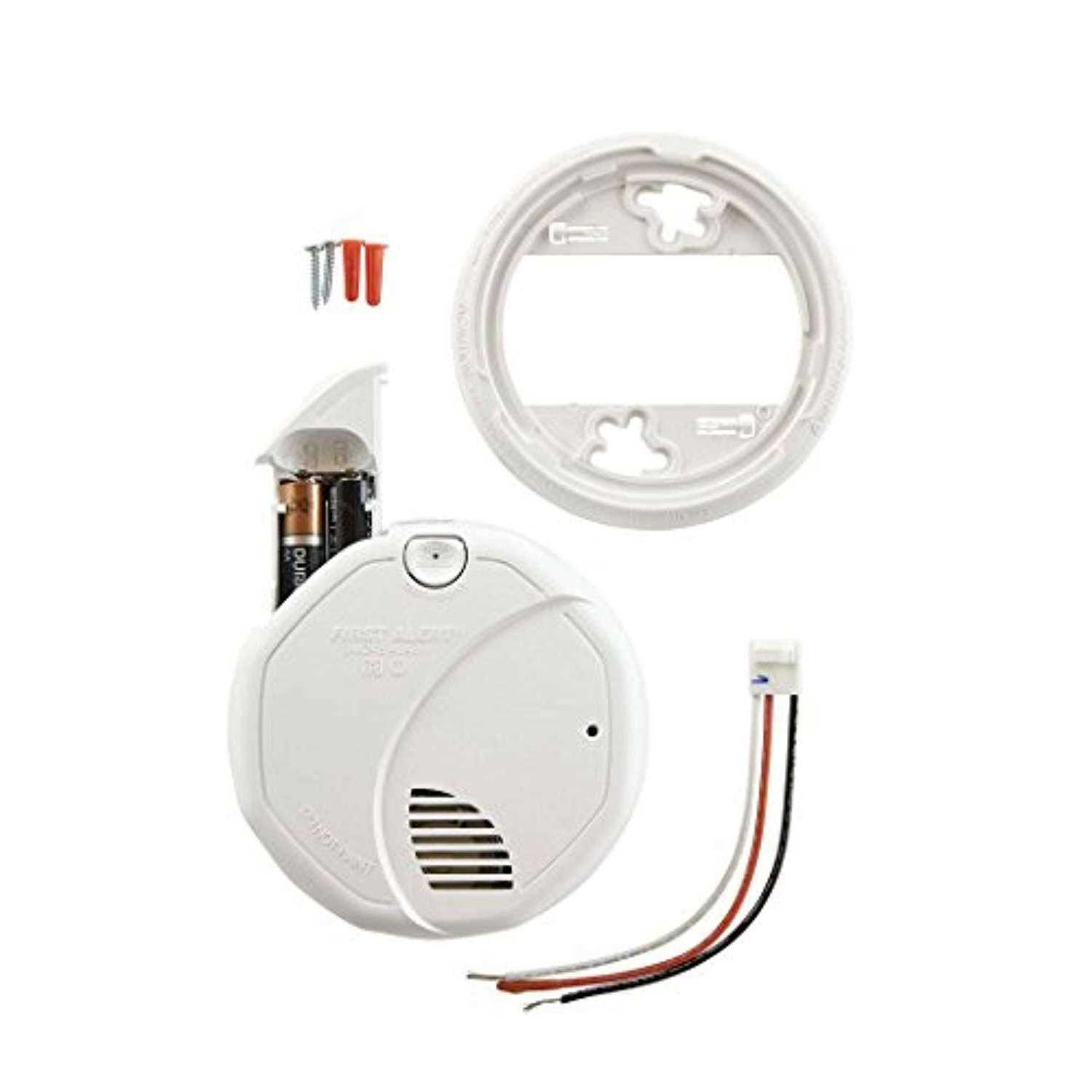 First Alert 3120B Smoke Alarm - Image 2