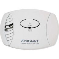 First Alert Plug-In Carbon Monoxide Alarm 1039730