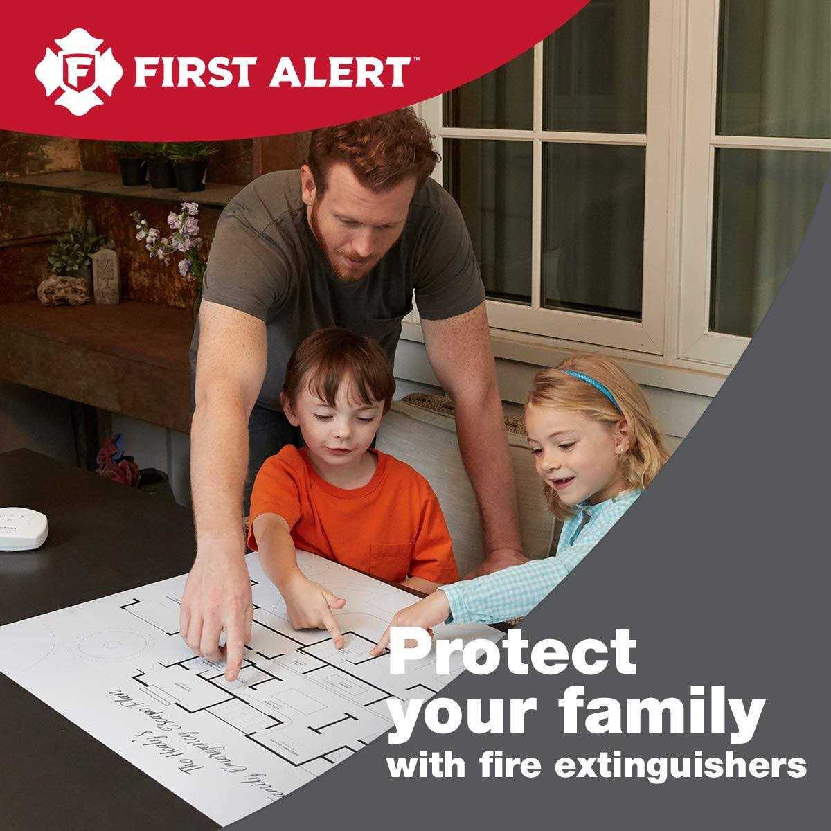 First Alert MARINE1 Rechargeable Fire Extinguisher - Image 3