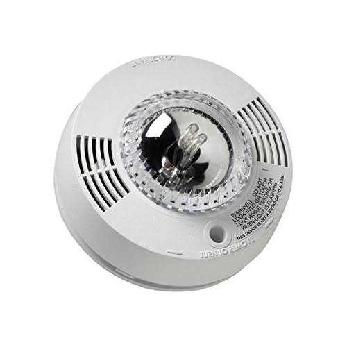 First Alert Photoelectric Smoke Alarm with Integrated Strobe Light 7010BSL - Image 3