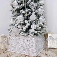 Transform Your Christmas Tree with Sunshine’s Sparkling Sequin Tree Skirt