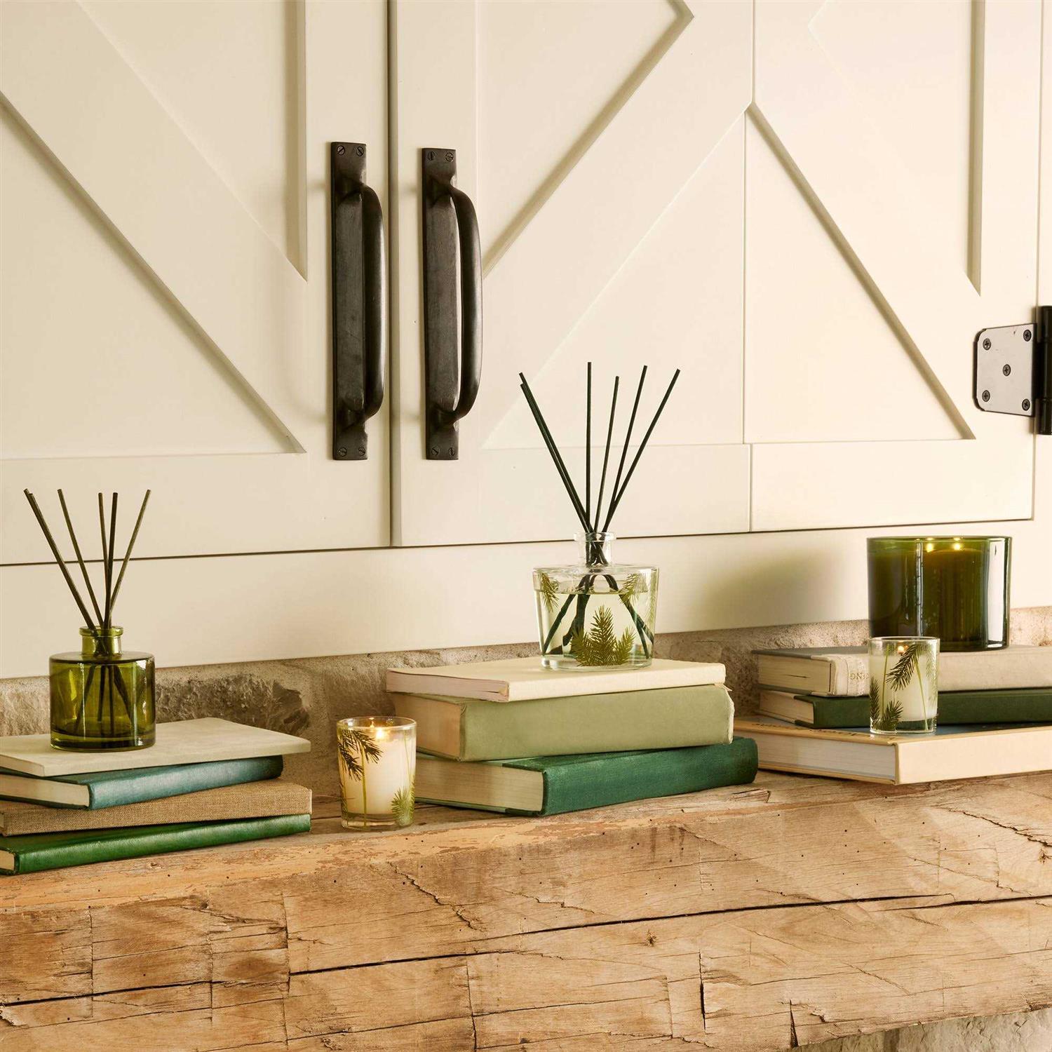 Thymes Frasier Fir Pine Needle Reed Diffuser - Image 4