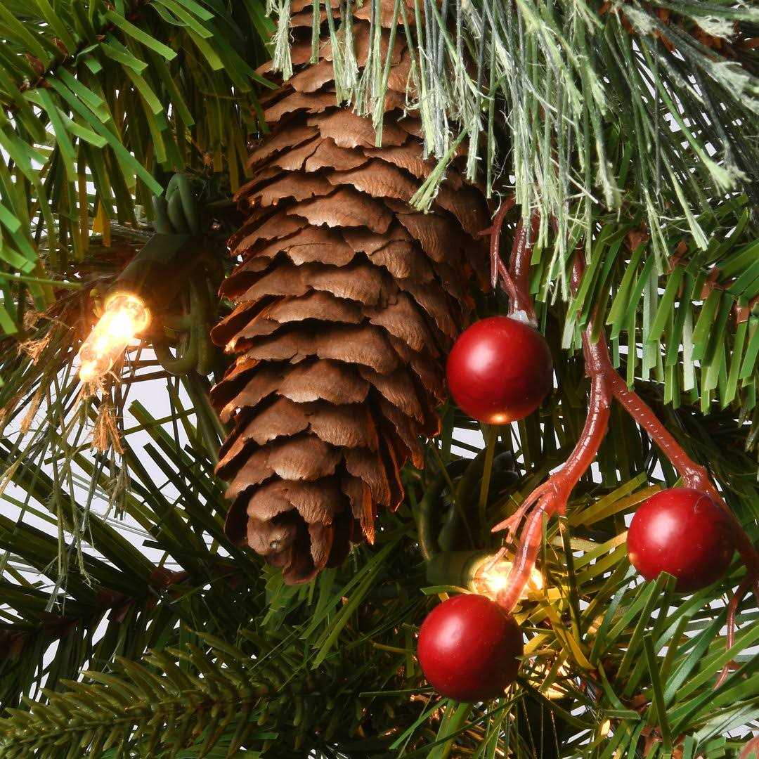 Three Posts™ Meinhardt Colonial 9′ Pre-Lit Garland with 50 Clear & White Lights - Image 5