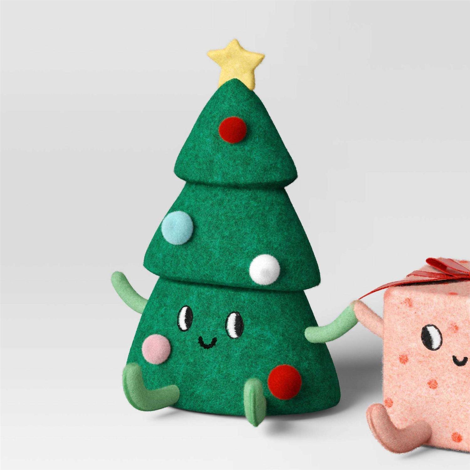 Wondershop Felt Christmas Tree and Gift Figurine Set - Image 2