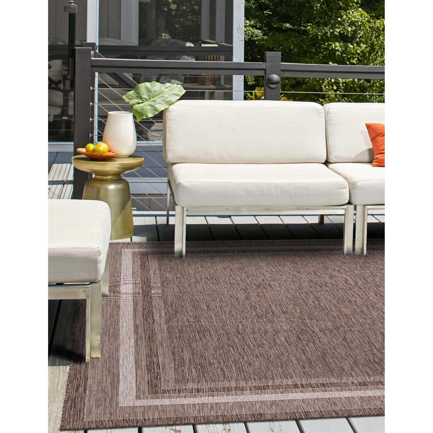 Unique Loom Outdoor Soft Border Area Rug - Image 3